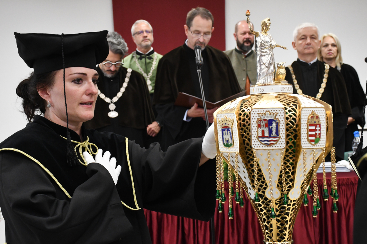 2026-06-26_diplomaoszto_08.jpg